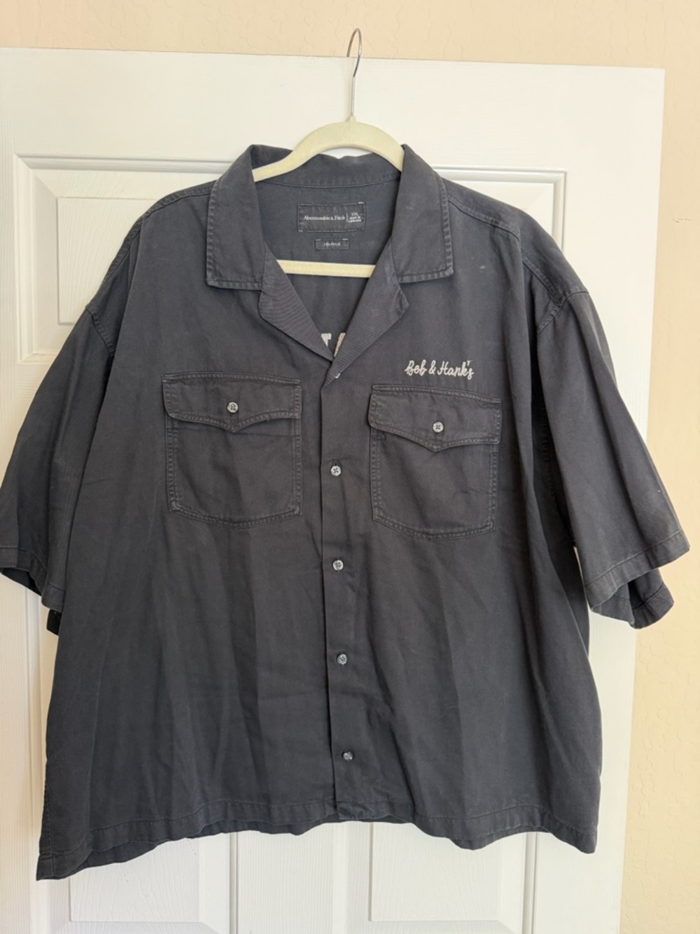 Abercrombie & Fitch Black Short-Sleeve Button-Down Work Shirt